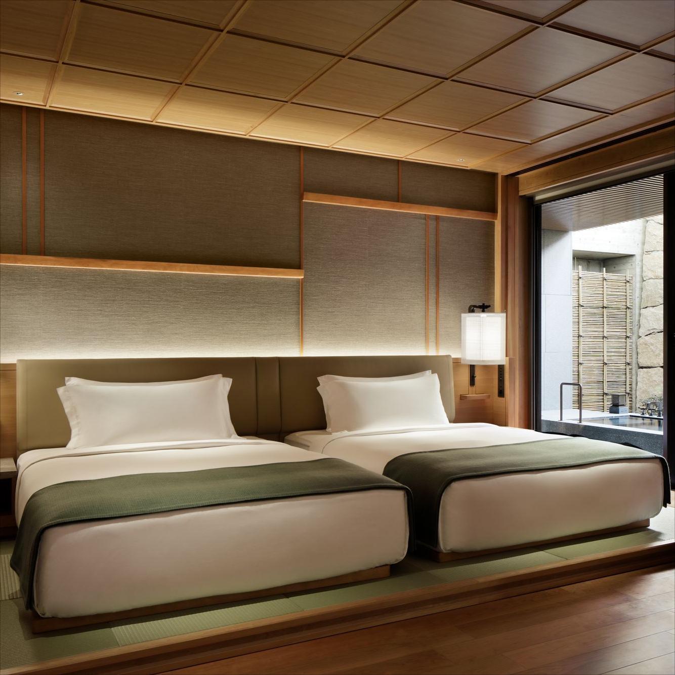 Adjustable Double Hotel Bed Base For School Dormitory