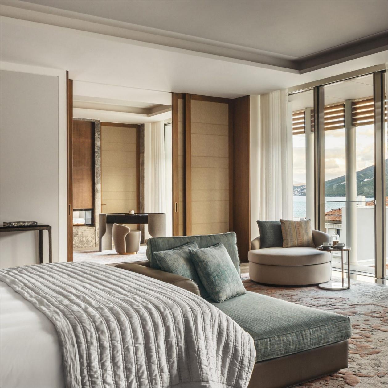 Luxurious Vertical Hotel Headboard For Home Decor