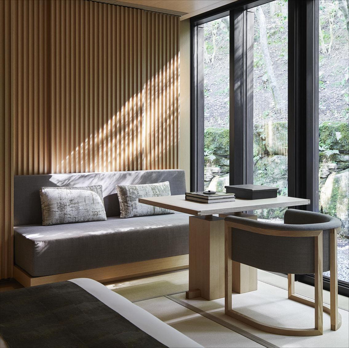 Luxurious Vertical Hotel Headboard For Home Decor