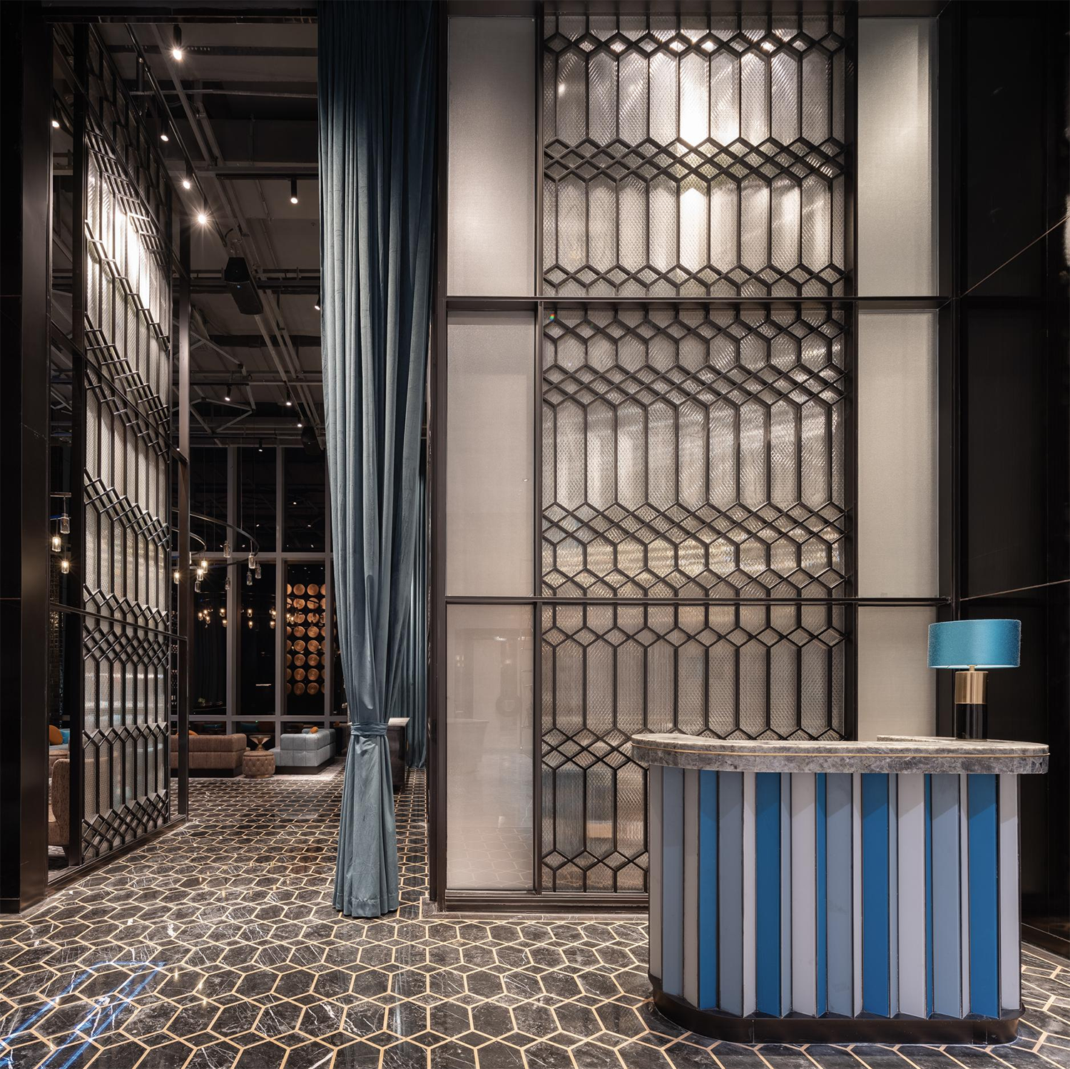 Reception Elegant Hotel Metal Mesh Screen