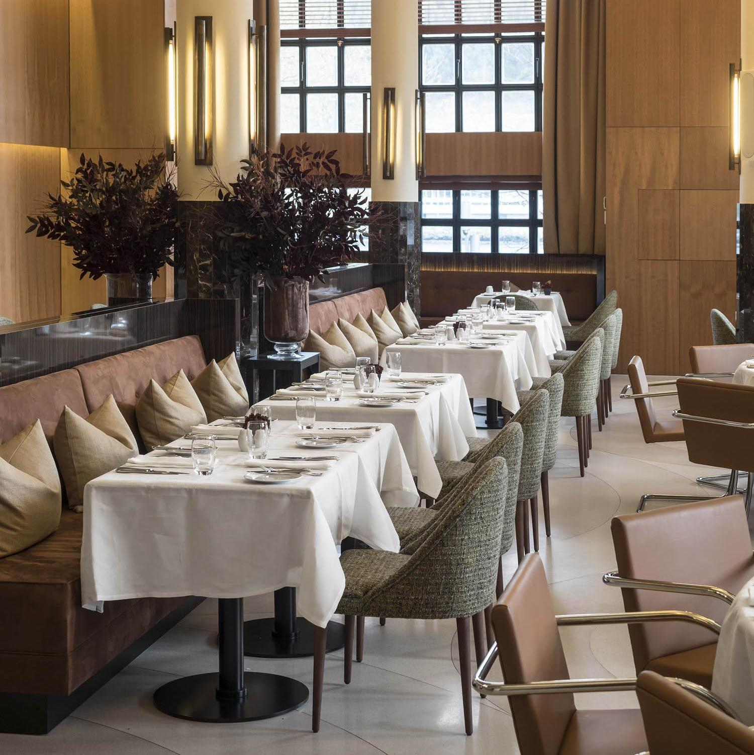 Fashionable Interior OEM Hotel Restaurant Furniture