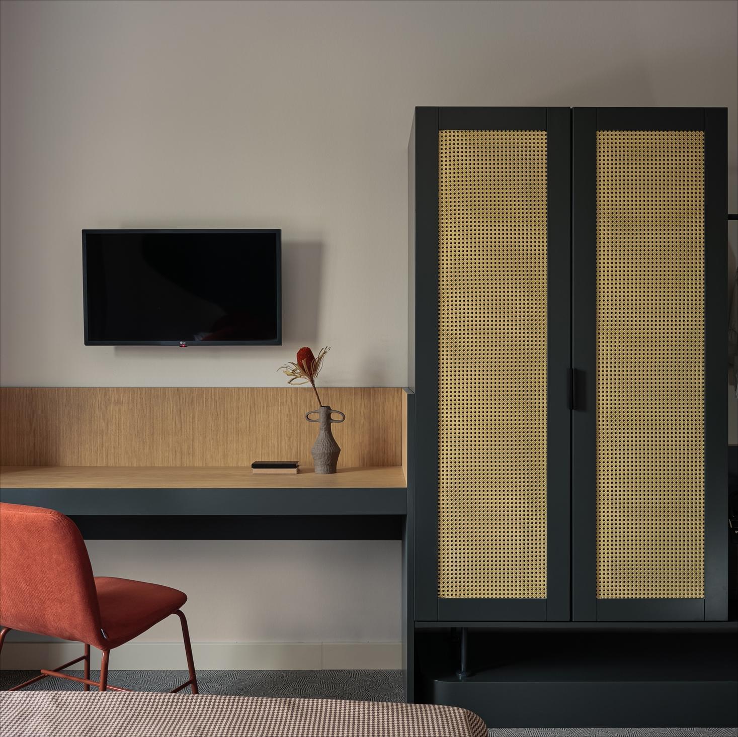 Boutique hotel bedroom wardrobe furniture sets 